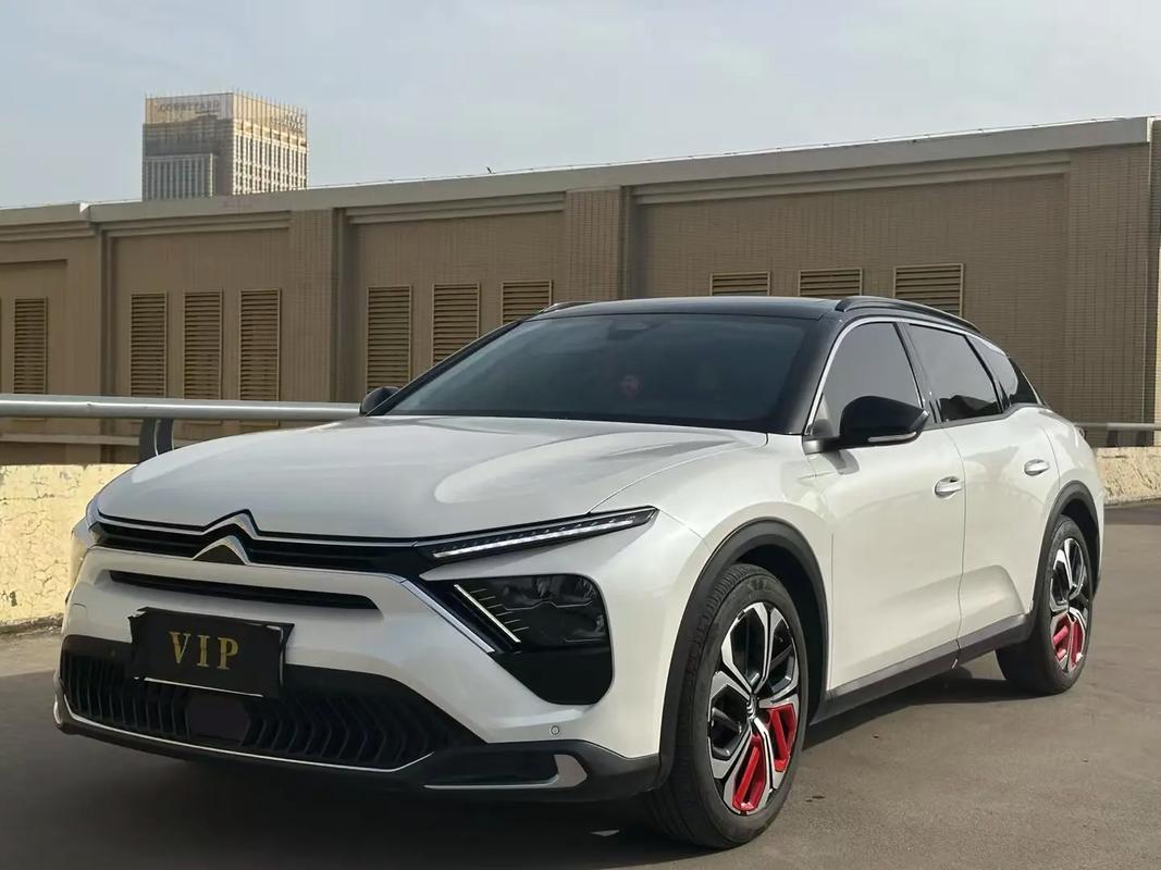 凡尔赛雪铁龙／凡尔赛雪铁龙c5x