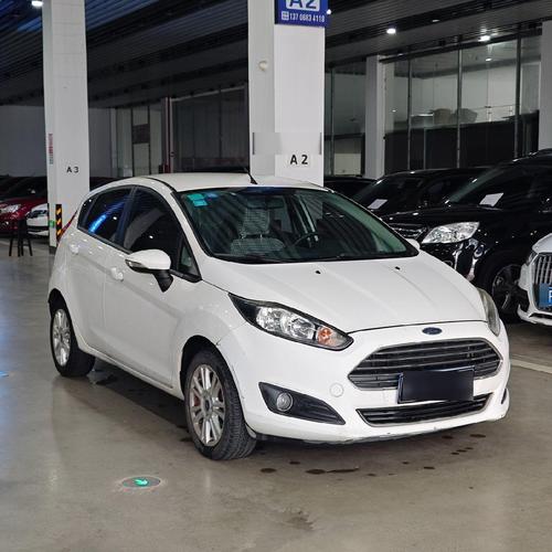 福特2015款嘉年华三厢 2015年福特嘉年华三厢